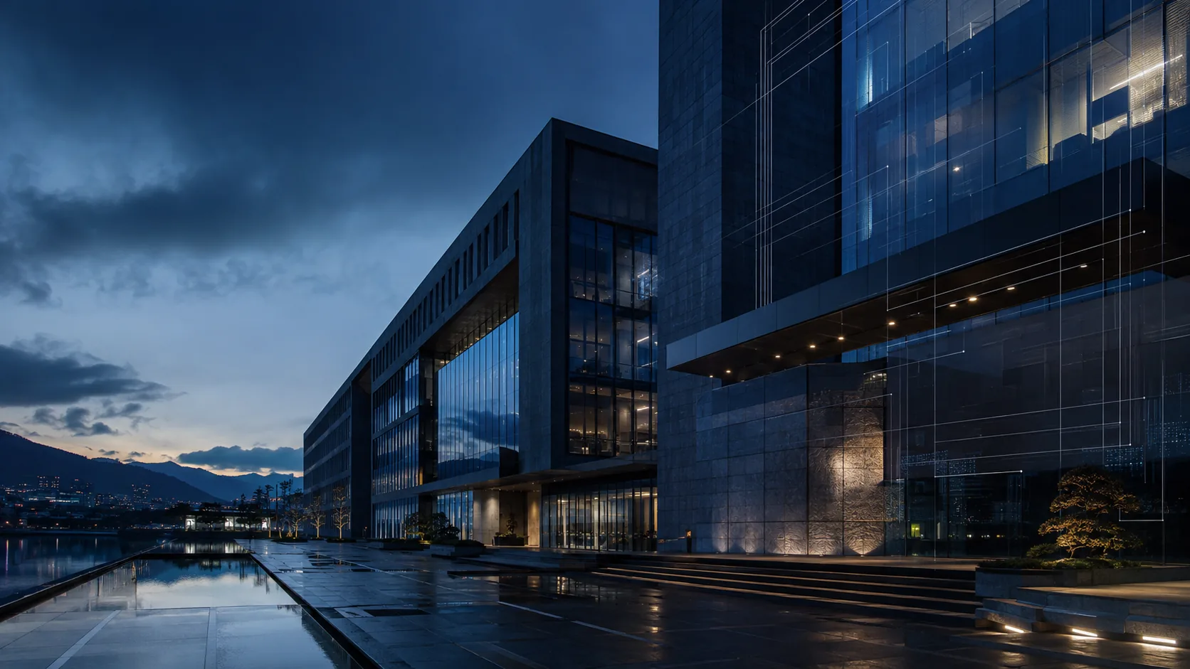 SAP RE-FX, CLM und IFRS 16 im Deployment-Vergleich